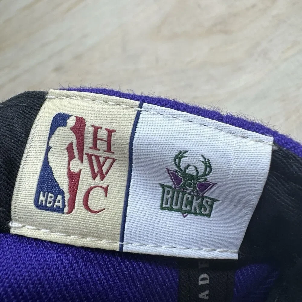 NEW DAMAGED Milwaukee Bucks Mitchell Ness HWC Snapback Purple Green OSFM